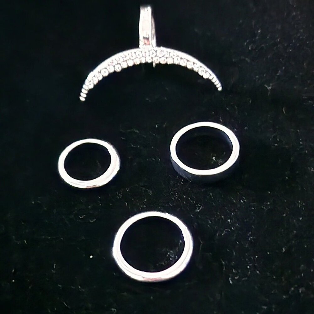 Bansri 4 Piece Silver Tone Ring Set NWT